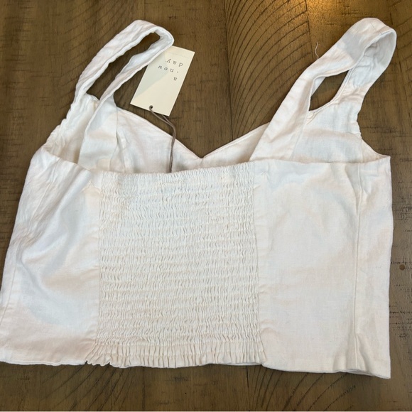 a new day White Smocked S Top corset, elastic back NWT - Picture 6 of 6
